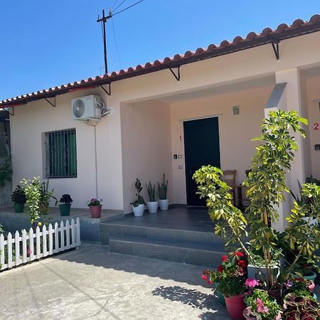 Rental Houses Dukaj Vlorë Екстериор снимка
